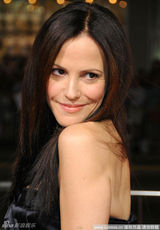 组图：《赤焰战场》特别首映 史泰龙携妻助阵