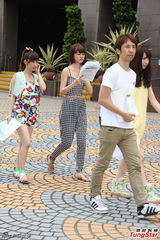 组图：AKB48三成员亮相台北 青春靓丽引围观