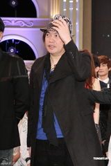 组图：欧弟新节目《模王》首录 与贾静雯再聚首