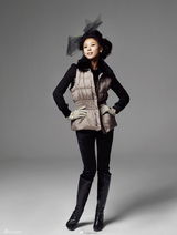 高清组图：河智苑冬装画报 渔网发饰突显个性