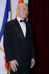 组图：葛优授勋仪式志得意满 幽默诙谐谈笑风生