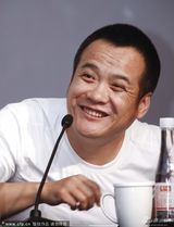 组图：金爵奖评委齐亮相 宁浩疲惫心不在焉