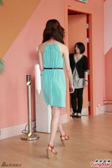 组图：港姐选拔二轮佳丽彩妆亮相变白富美