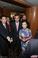 组图：汪明荃出席新春团拜 或续任八和会馆主席