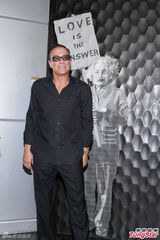 组图：尚格云顿到港筹划新片 或邀亚洲明星参与