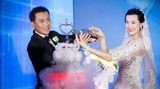 组图：黄海冰甄锡办婚礼 互换戒指喝交杯酒