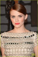 组图：克里斯塔尔-里德与霍兰-罗登红毯扮女神