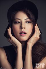 高清组图：“成人礼”朴志胤拍写真显熟女风情