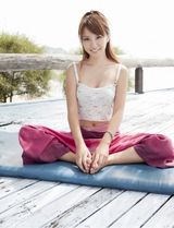 组图：泳装模特山本梓性感比基尼爆乳秀蛮腰