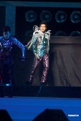 高清组图：周杰伦台北开唱 超时代未来世界登场