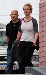 幻灯：布兰妮再度真空上阵 备战澳洲巡演