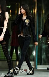 组图：EXO少女时代Sistar等亮相K-pop颁奖礼