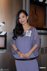 组图：陈松伶情人节开唱 想过二人世界不急生子