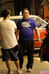 组图：《赌城风云》探班 谢霆锋穿清凉背心