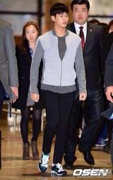 “都教授”金秀贤空降《大脑》献中国电视首秀