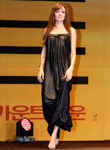 高清图：安吉丽娜-朱莉访韩宣传新片《特工绍特》