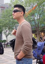 组图：演员彭博私服照公开生活一面