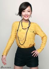 组图：薛佳凝OL风写真凸显干练靓丽