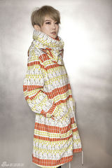 组图：刘力扬化身时尚买手 金发诠释风尚潮流