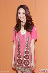 组图：李克勤担任港姐导师 望佳丽有好回忆