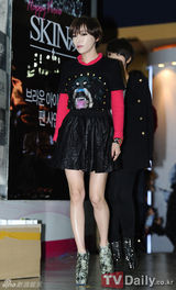 组图：韩性感女团Brown eyed girls开粉丝签名会