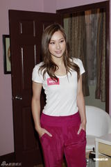 组图：胡杏儿马国明等助阵《恋爱季节》开机仪式