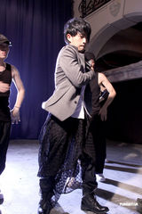 幻灯组图：南拳妈妈摆脱杰伦影子 称双J一直是好友