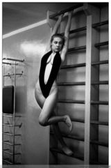 组图：前苏联选美大赛老照片曝光 众佳丽比基尼亮相