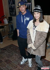 组图：林峰将再再次唱响红馆 帅气练唱