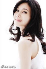 组图：隐形天使童蕾在人间 可爱笑容温暖人心