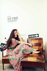 组图：潘辰登杂志封面 甜美清新展俏皮可爱