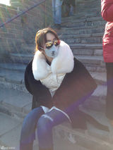 组图：《扫毒》变性人Poy北京首秀游览长城