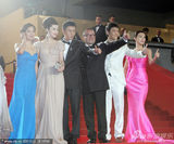 幻灯图集：《日照重庆》戛纳首映 王小帅获最高礼遇