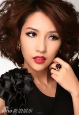 组图：王梓诺拍烟熏写真 甜美动人不可抗拒