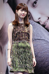 高清图：韩孝珠苏志燮携手亮相宣传新片《只有你》