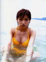 组图：后藤真希夏日海边写真 清凉泳装大秀性感