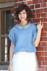 组图：郭静出道6年瘦到见骨 期待40岁结婚