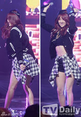 组图：昭宥郑基高打榜夺冠 《星星》允才任主持