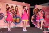 组图：台湾少女团体Popu Lady粉红现身代言游戏
