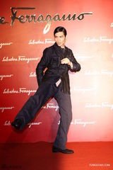 组图：名模隋棠压轴走秀 大S萧敬腾等亮相