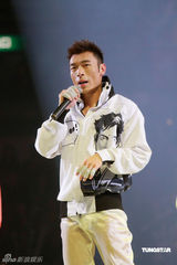 高清图：BIG FOUR演唱会 众星捧场气氛火爆