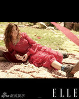 幻灯图：大嘴朱莉娅-罗伯茨杂志写真秀成熟风韵