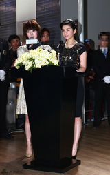 组图：黄奕邓超陈燃亮相上海车展 女王范PK中性风