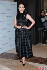 组图：刘嘉玲黑色晚装尽显华贵