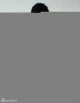 组图：潘粤明型男示人 霸气外露受追捧