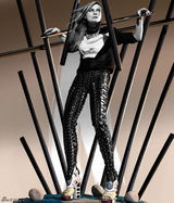 组图：克尔斯滕-邓斯特登杂志 出位发色玩冷艳