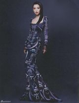 组图：李冰冰登《Instyle》杂志 华服展东方魅力