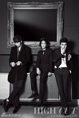 组图：韩星金善雅李东旭等拍写真 展性感俊美魅力