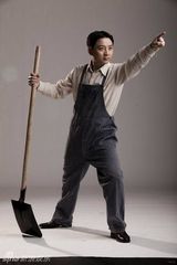 组图：献礼剧《开天辟地》邓小平定妆照 