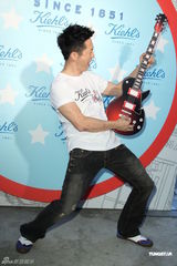 组图：庾澄庆中国好声音带队表现遭批不受影响